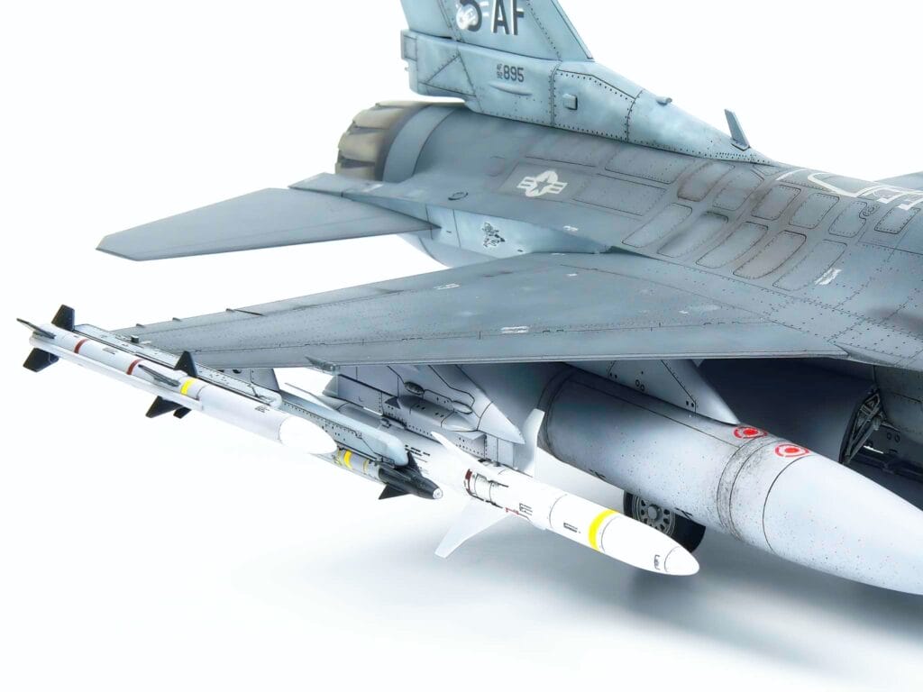 Tamiya F-16CJ Block 50